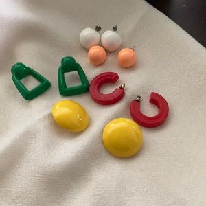 5 vintage 70’s & 80’s earrings pierced